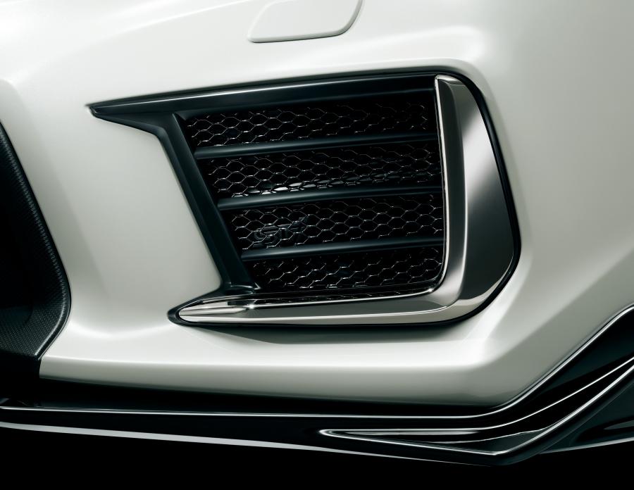 Детали экстерьера Subaru WRX STI S208 2017 года  (фото 3 из 23)